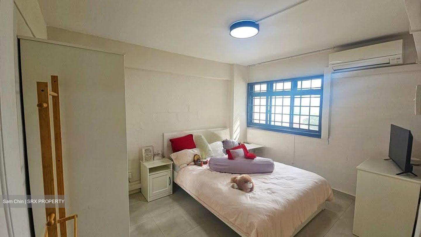 Blk 11 Holland Vista (Queenstown), HDB 3 Rooms #626003001